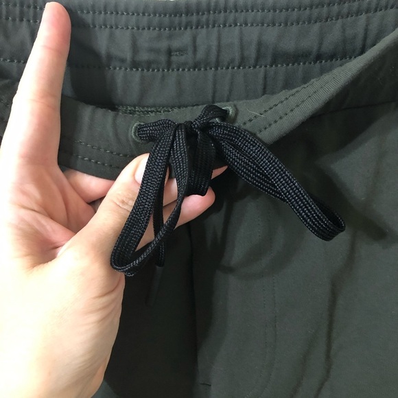 Public Rec Mens All Day Every Day Pant in Dark Green - Size 40/30 - Picture 4 of 10